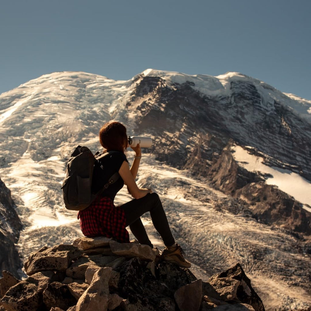 Stainless Steel Water Bottle | Double Walled Vacuum Insulated Water Thermos for Adults | Eco-Friendly Travel Bottles with Leak Proof Lid (Pure Black, 32 Oz/ 946 ML)